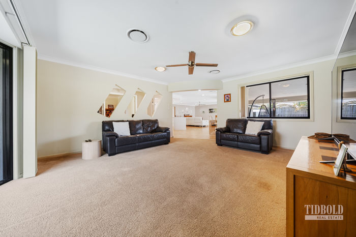 31 PRIMROSE DR, THORNLANDS QLD 4164, 0部屋, 0バスルーム, House