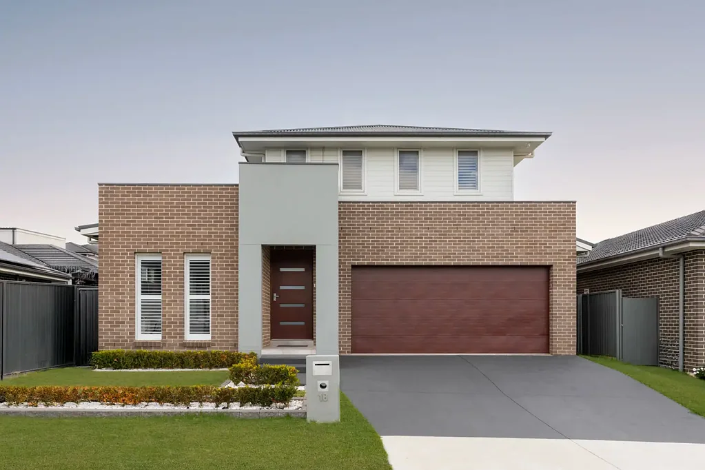 18 Rodwell Road, Oran Park, NSW 2570