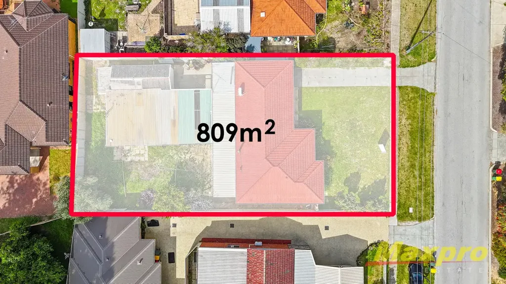 Lynwood 3 Slaapkamer 809sqm R30 Zone