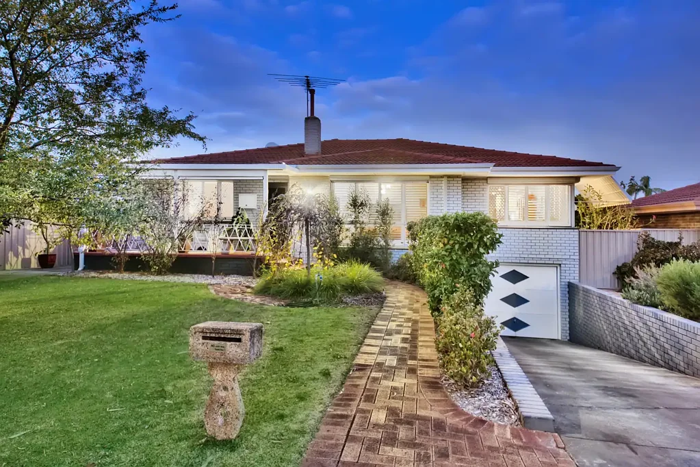 Dianella 3ਬੈੱਡਰੂਮ MUCH LOVED HOME1