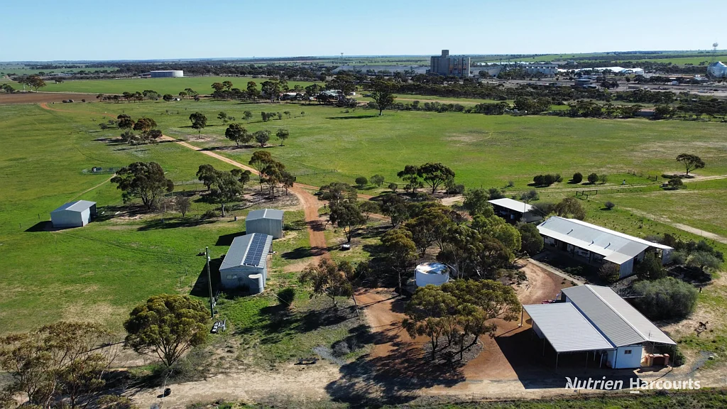 2 O'Connor Street, Merredin, WA 6415