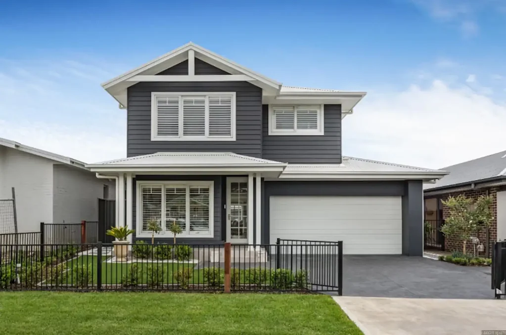 Leppington 5 Bedroom Amazing Double Storey House in Leppington