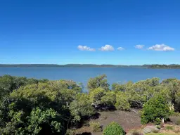 21 Blue Bay Crescent, Macleay Island