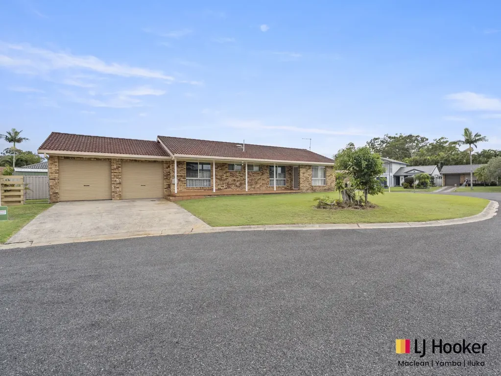 Iluka 3 Bedroom Corner Block. Solid Bones. Big Potential.