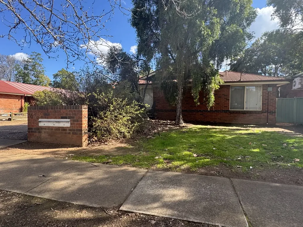 TWO BEDROOM UNIT IN GREAT LOCATION