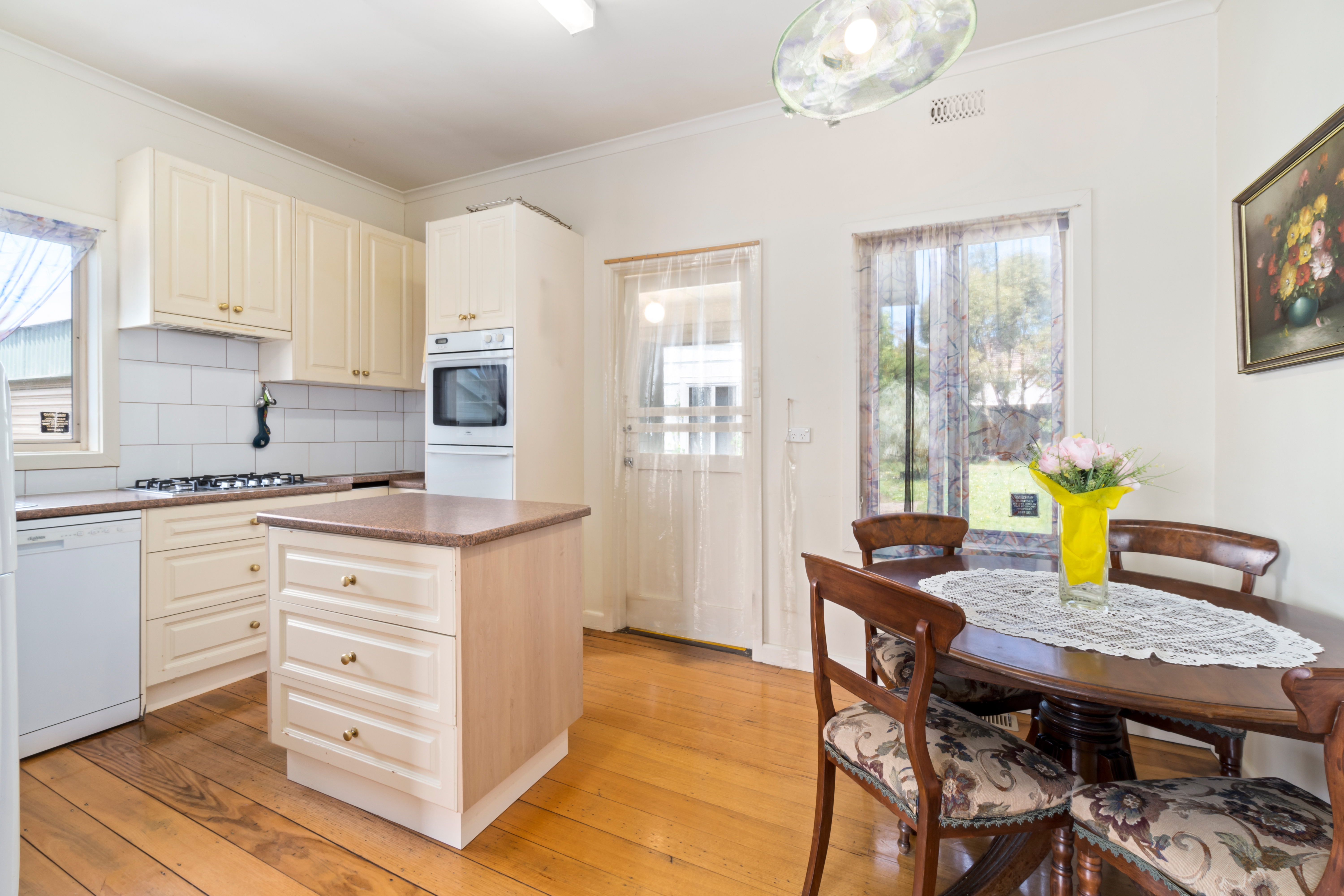 27 RUSSELL ST, CAMPERDOWN VIC 3260, 0部屋, 0バスルーム, House