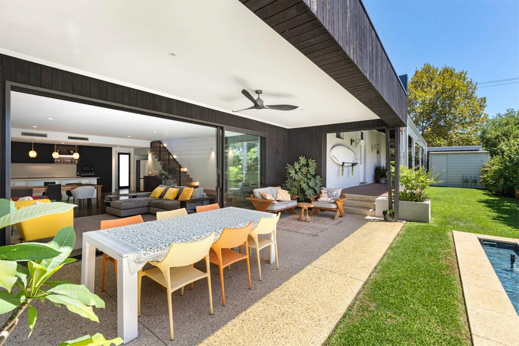 Claremont 4ห้องนอน LUXURIOUS CHARACTER WITH A CONTEMPORARY EDGE