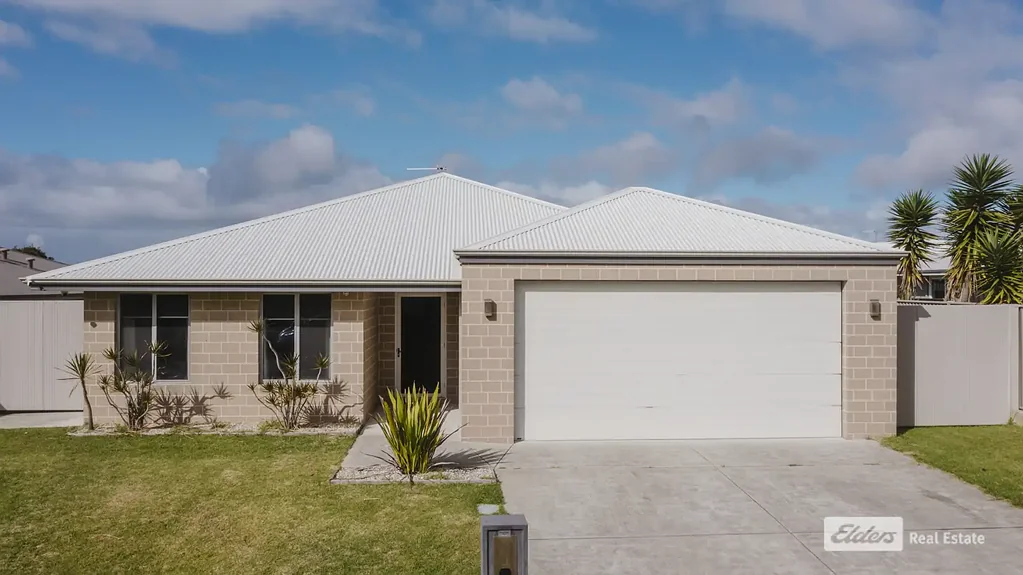 Mckail 4房  Shed, Side Access & Modern Living