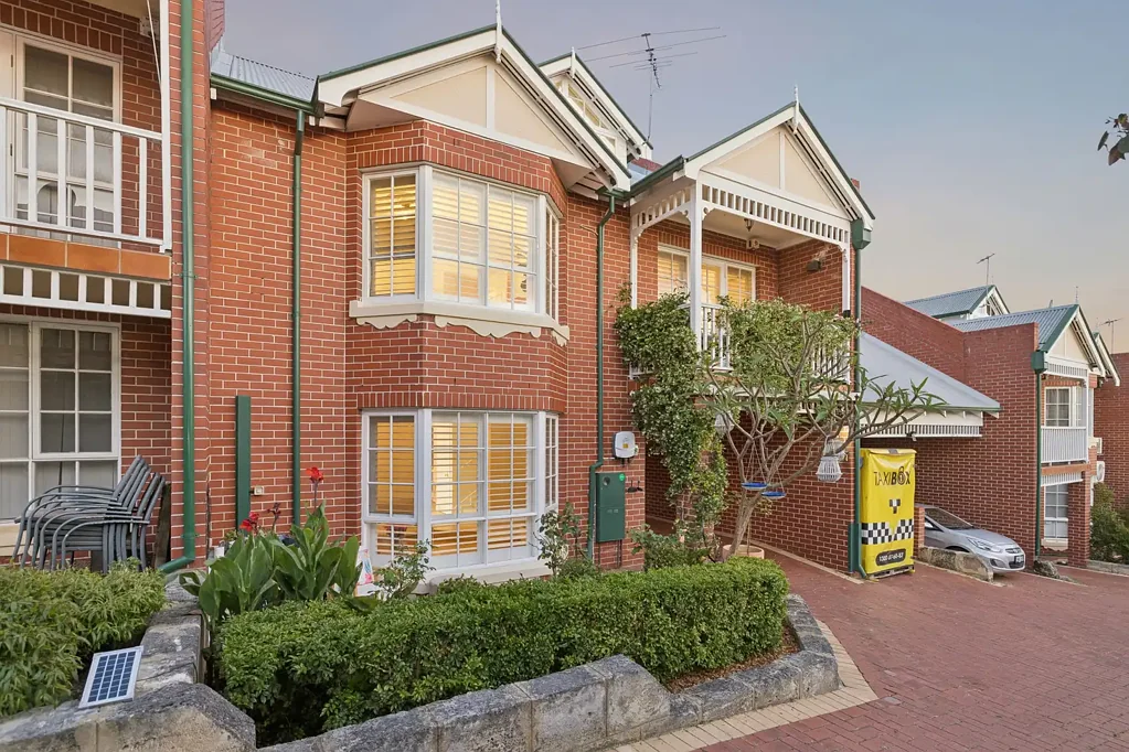 2/61 Kirkham Hill Terrace, Maylands, WA 6051