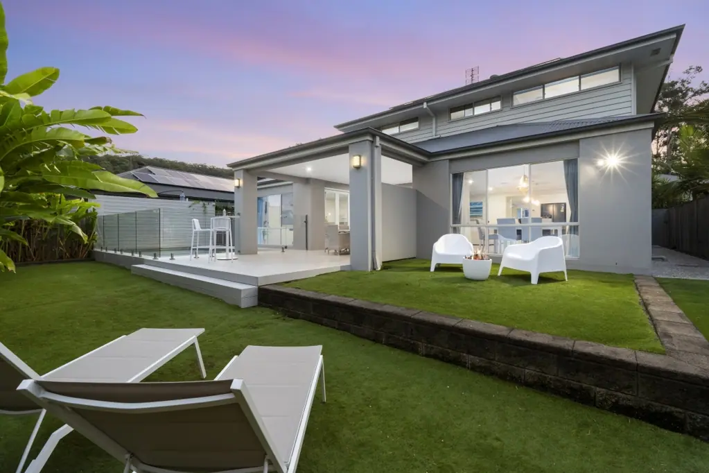 10 Greenview Place, Reedy Creek, QLD 4227