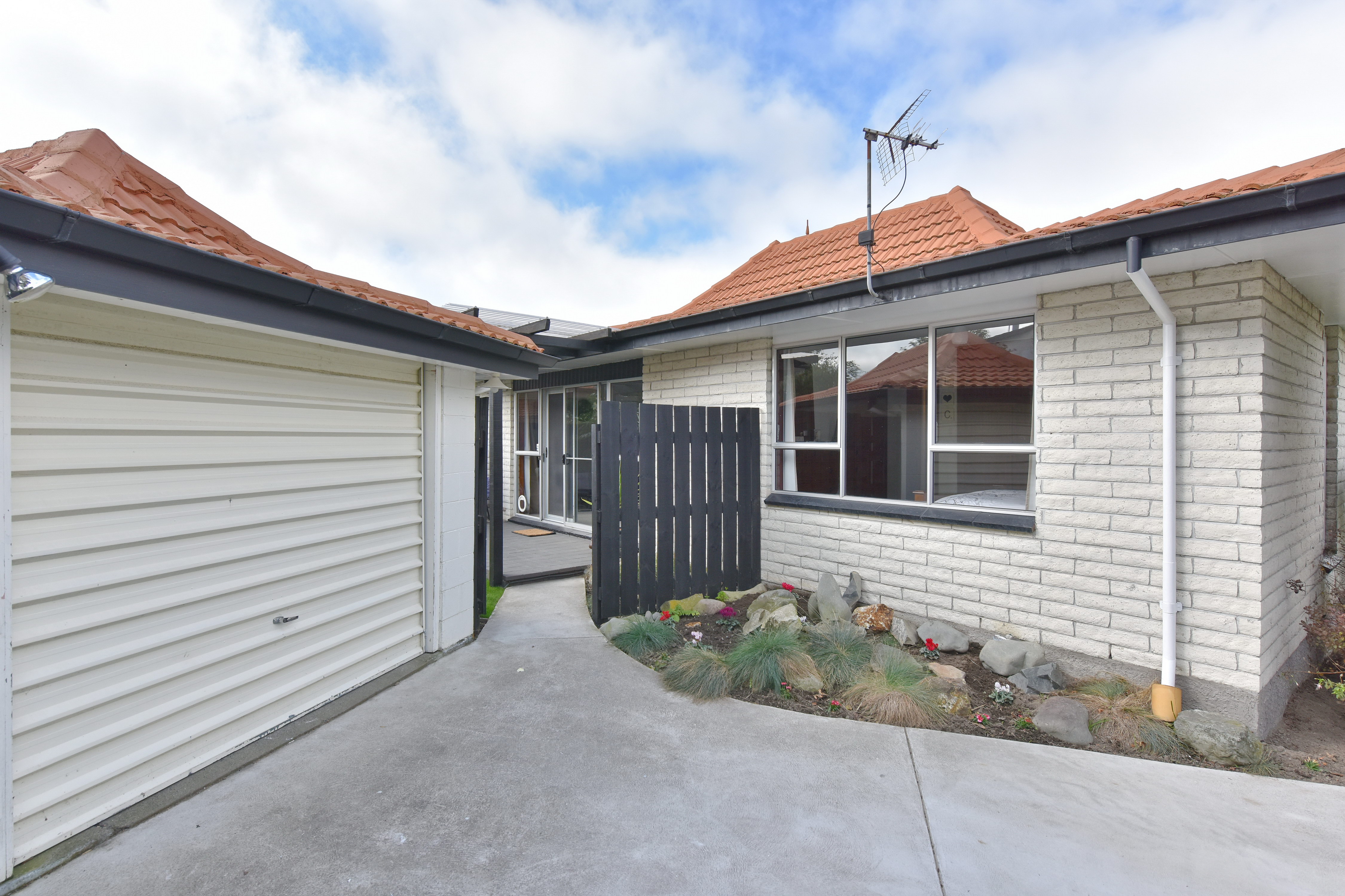 1/9 Larkhill Place, Russley, Christchurch, 2 Kuwarto, 1 Banyo