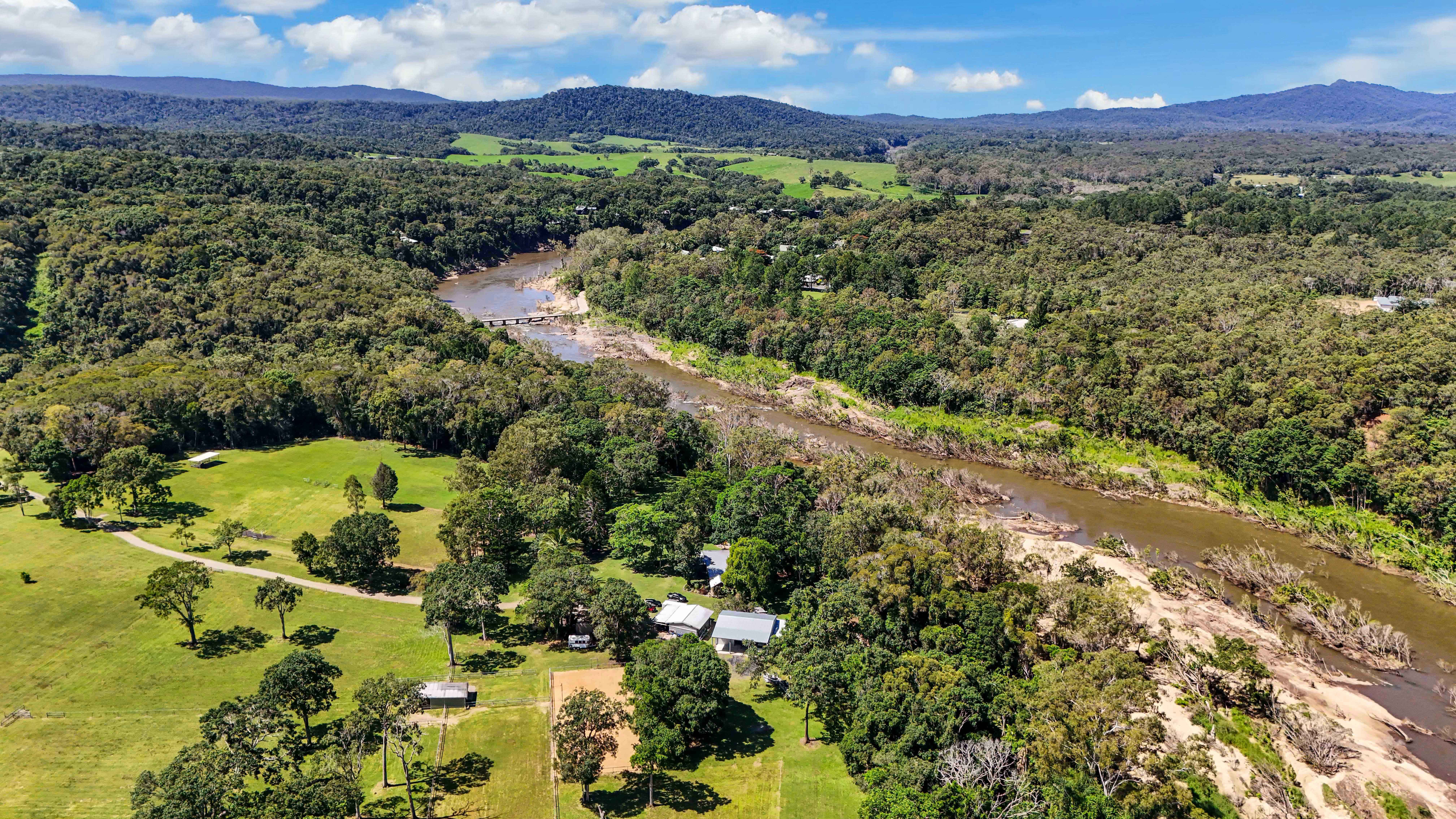 33 JEFFREY RD, KURANDA QLD 4881, 0 chambres, 0 salles de bain, House