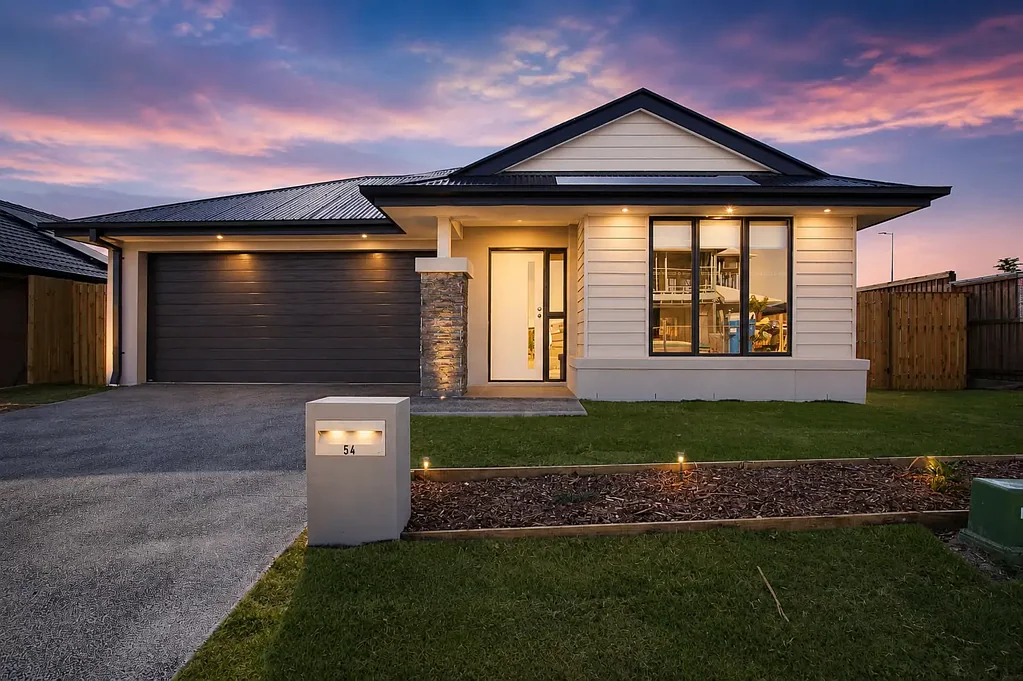 Yarrabilba 4Habitaciones Thoughtfully Designed, Beautifully Bright & Ready for Its Next Chapter