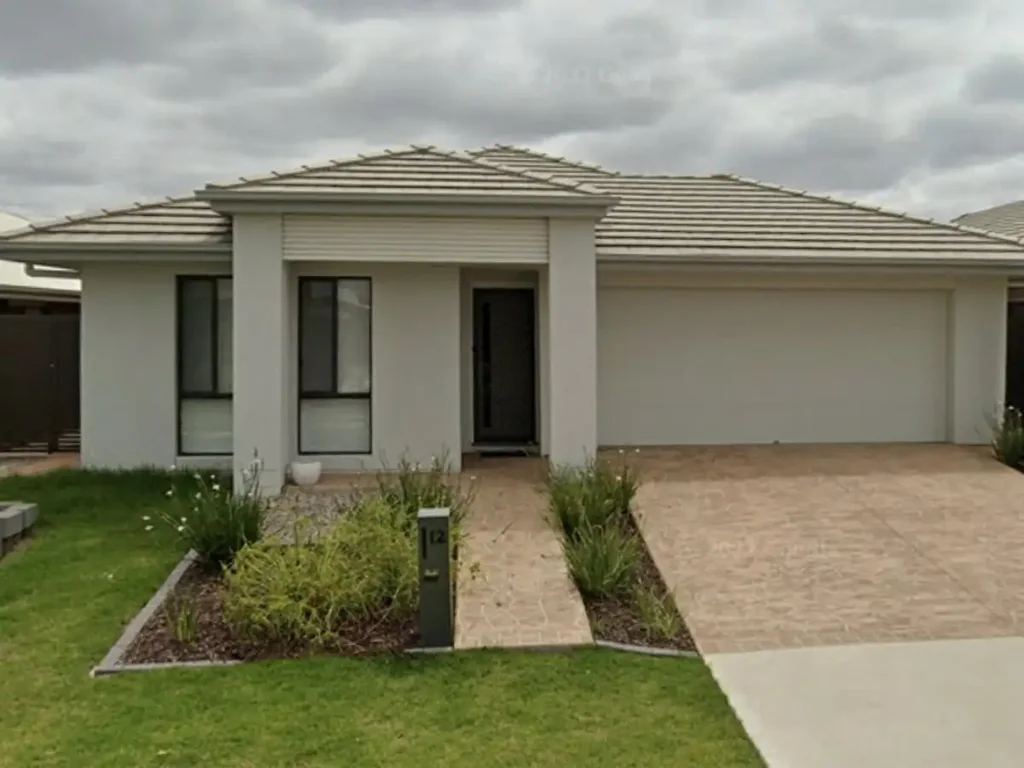 SPACIOUS FAMILY HOME