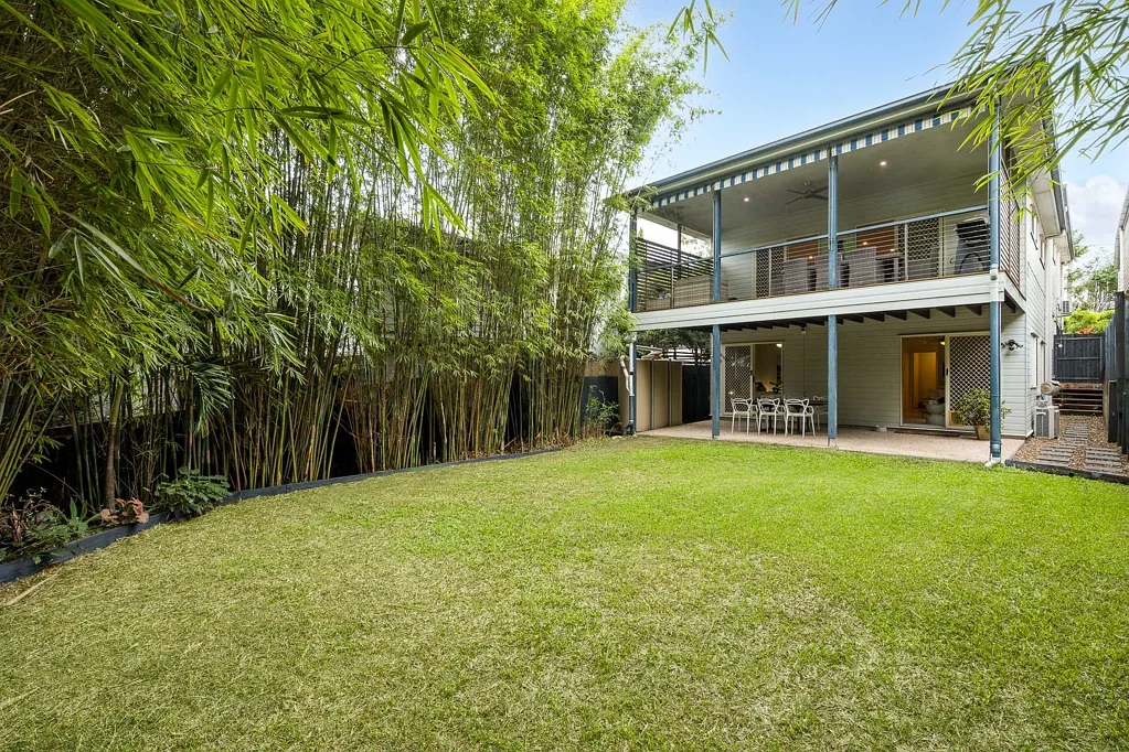 75 Railway Parade, Norman Park, QLD 4170