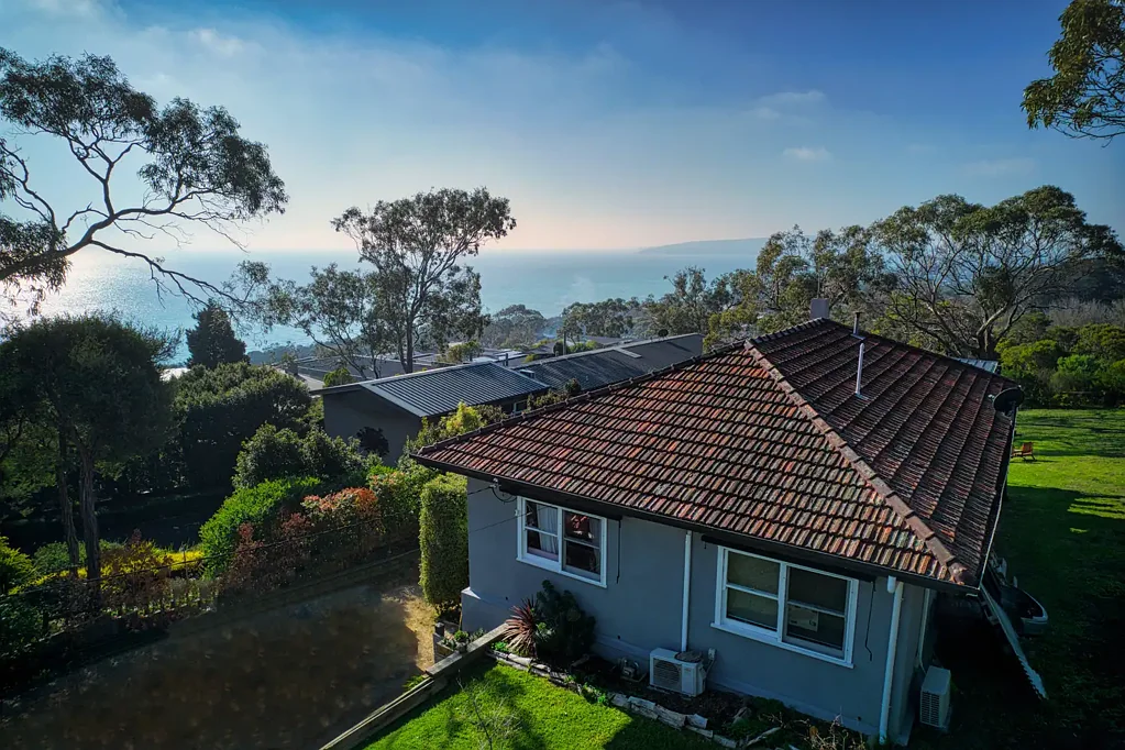 Dromana 3 Bedroom BAY VIEWS, BIG BLOCK & ENDLESS POTENTIAL - 1043m2 PRIME COASTAL LAND
