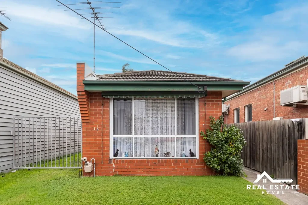 Flemington 2कमरा Auction – Charming Inner-City Gem with Endless Potential