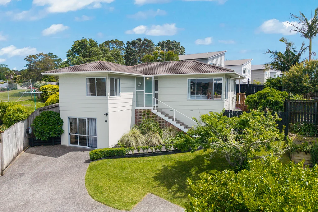 1/39 Camrose Place, Glenfield, North Shore City, Auckland