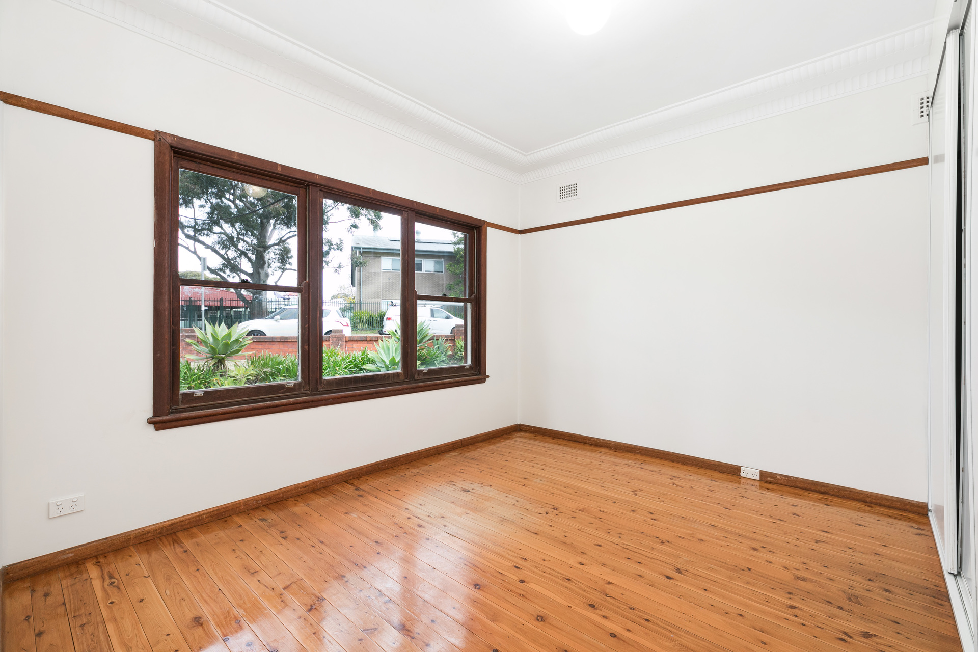 220 GYMEA BAY RD, GYMEA BAY NSW 2227, 0 ห้องนอน, 0 ห้องน้ำ, House