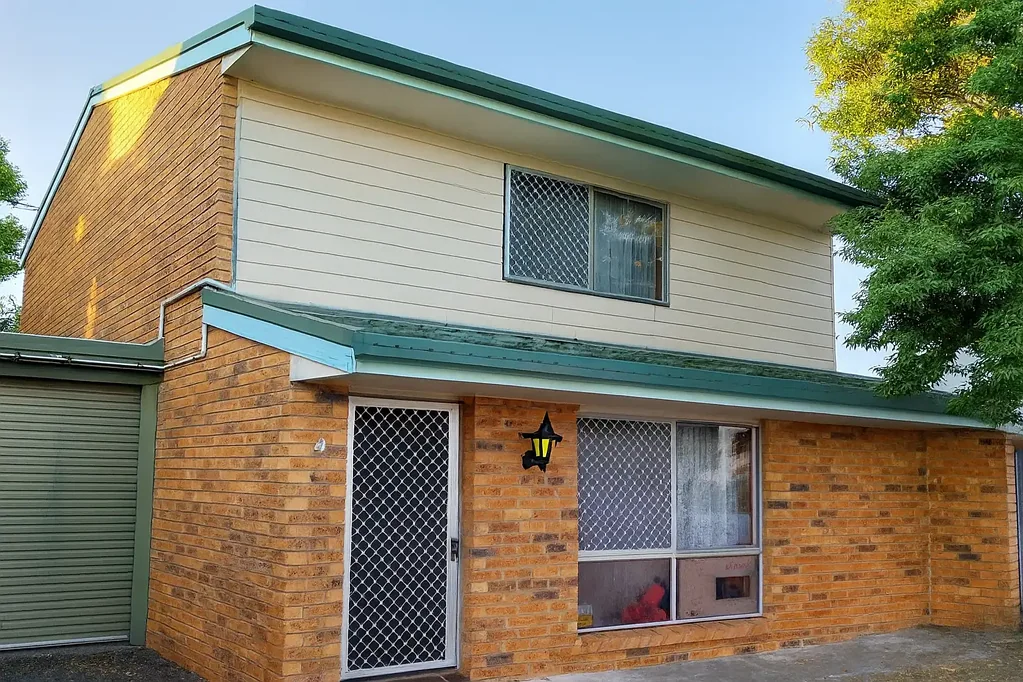 4/10 Blackwood Road, Logan Central, QLD 4114
