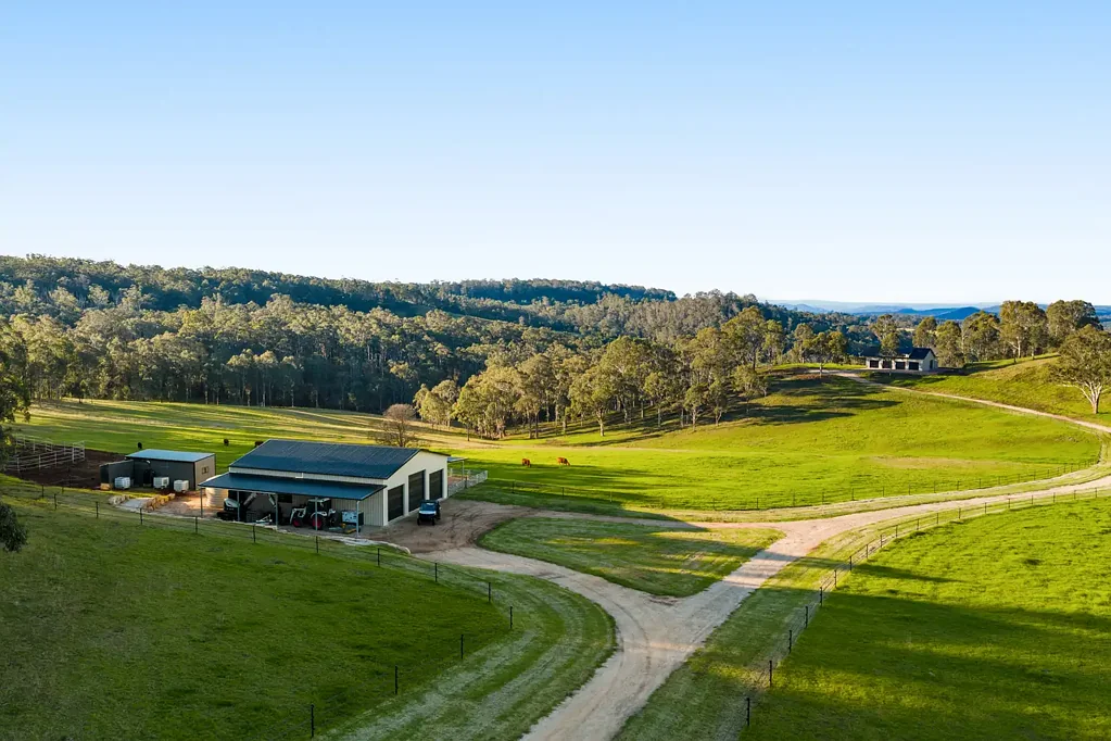 Hampton  Pine Valley Ranch - Premium Grazing Country with Spectacular Escarpment Views