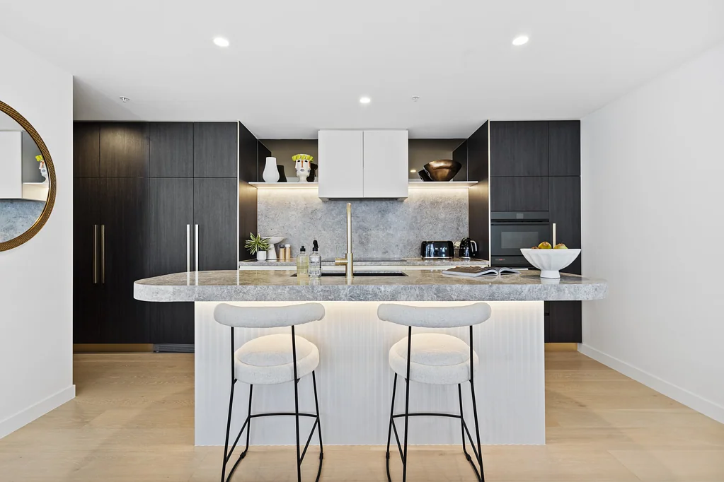 Broadbeach 3Moenga Newly Constructed Northeastern Haven