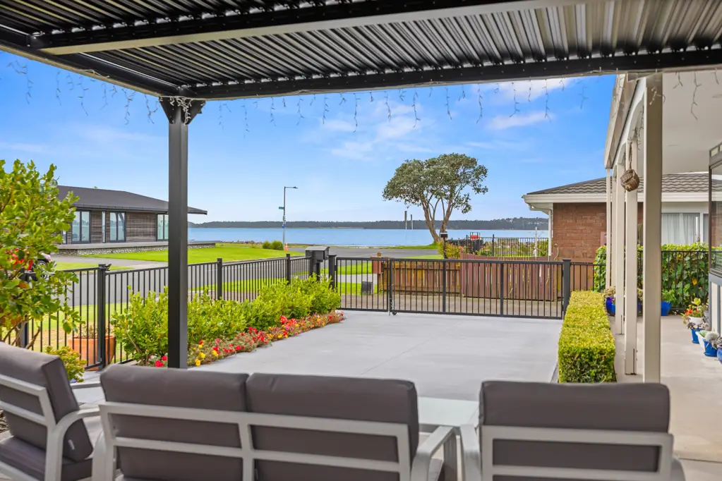 Otumoetai 3 Bedroom Harbourside Location!