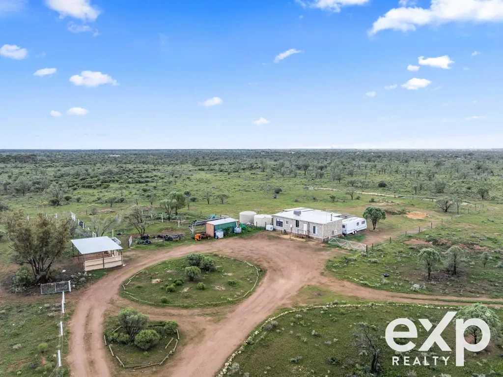 Blanchetown 3 Slaapkamer Off-Grid Living on 75 Acres in the River Murray Dark Sky Reserve