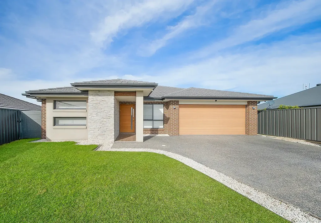 14 Medlar Circuit, Gillieston Heights, NSW 2321
