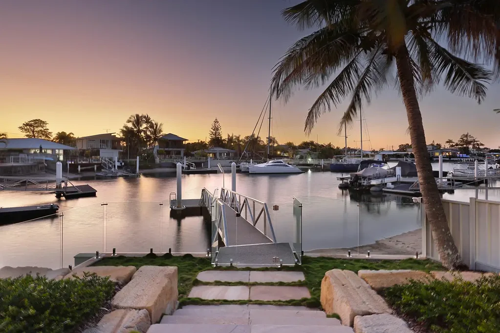 Buddina 4房  HOME MUST BE SOLD - 114 Point Cartwright Drive, Buddina - Contemporary Waterfront Luxury Without Compromise