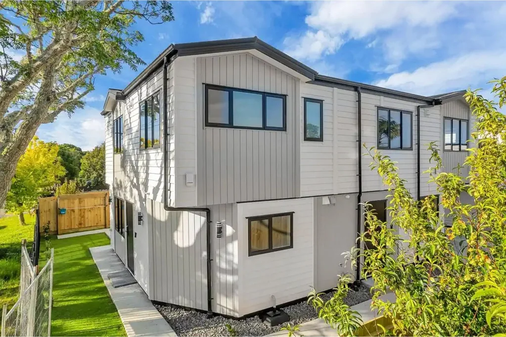 Manurewa 3 Bedroom Smart Investment in Central Manurewa