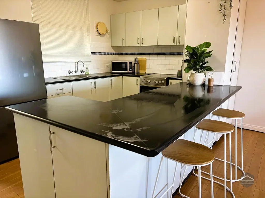 Executive Unit Living