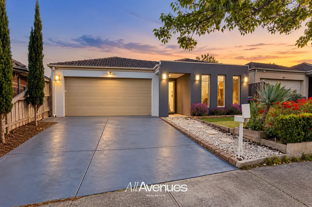 Cranbourne North 4Kwarto Parkside Living with Space, Comfort & Opportunity