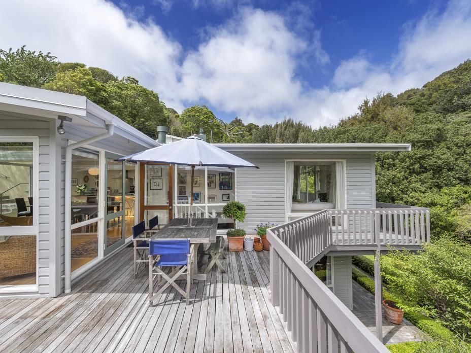 13 Churchill Drive, Wilton, Wellington, 5 Kuwarto, 0 Banyo