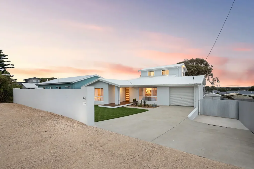 Goolwa Beach 4ห้องนอน Live the beach house dream, make every day a seaside memory