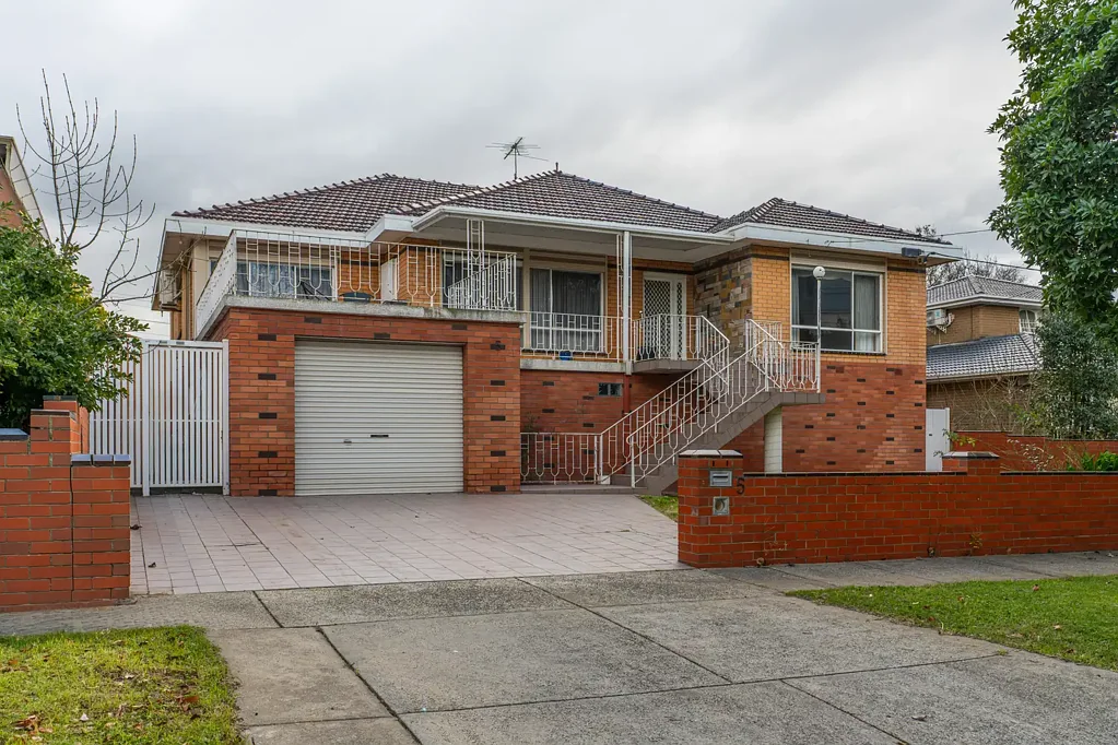 large family home available now
