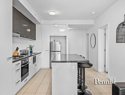 608/14-20 Nicholson Street, Coburg, North Melbourne, 2房, 1浴, Apartment
