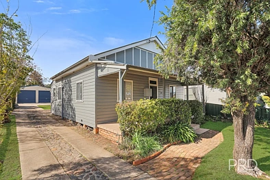 Werris Creek 3 Slaapkamer Country Cottage Charm and a Shed You'll Love!