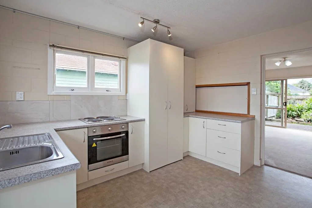 Stylish 2 Bedroom Sandringham Unit