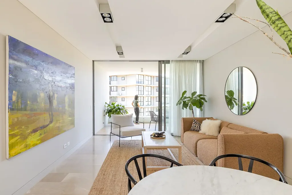 Rushcutters Bay 2 Bedroom In/outdoor entertaining & inspired design in 'The Lachlan'