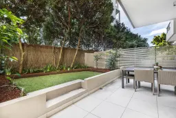 2/11 Waverley Crescent, Bondi Junction