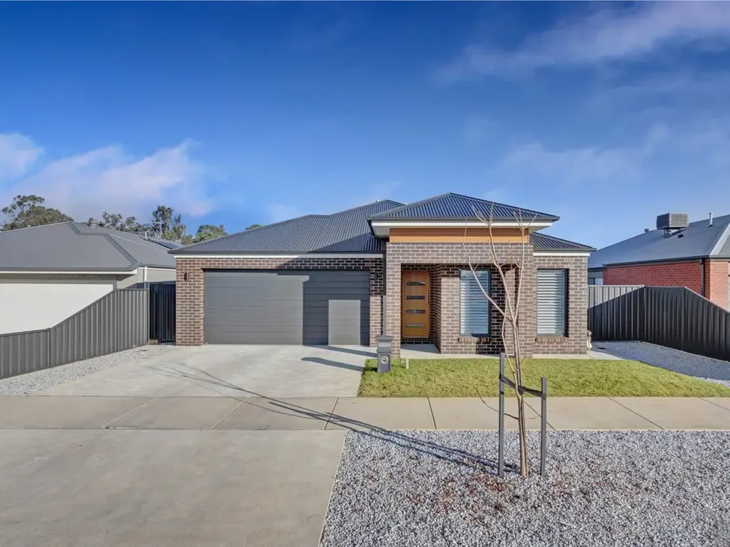 Wangaratta 4 Slaapkamer Modern Family Living in a Sought-After Estate