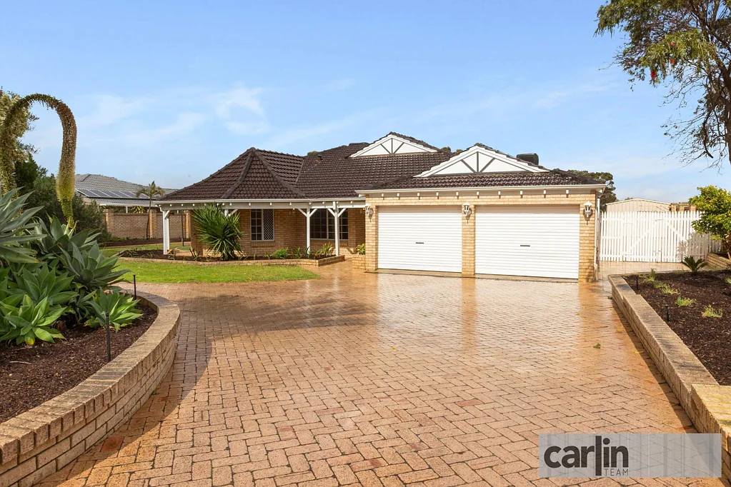 138 Mayor Road, Lake Coogee, WA 6166
