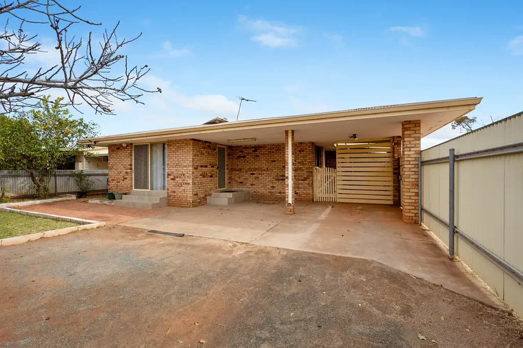 1/5 Horsfield Place, Victory Heights, WA 6432