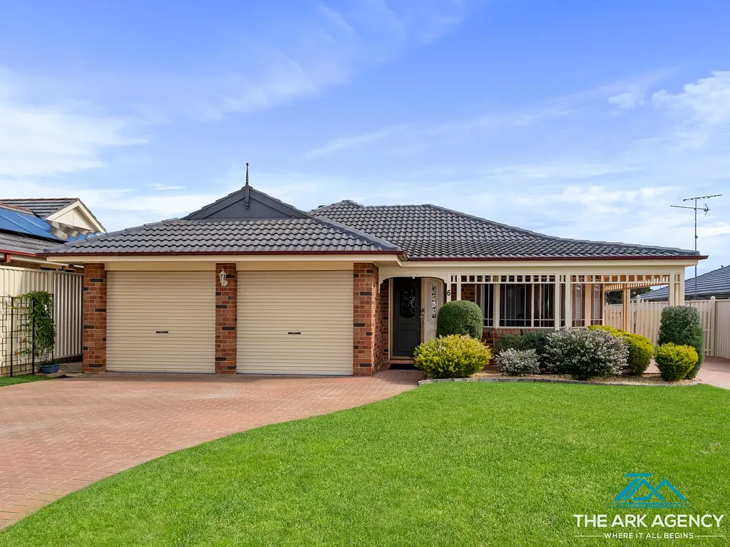 Narellan Vale 4部屋 A Family Gem in a Prime Location