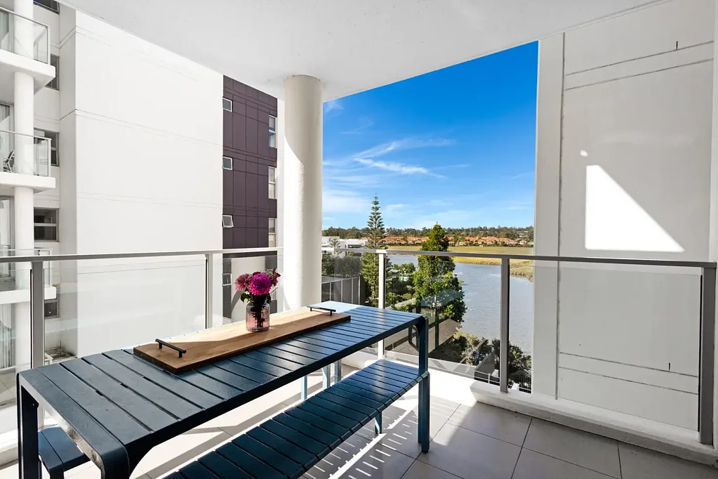 235/129 Laver Drive, Robina, QLD 4226