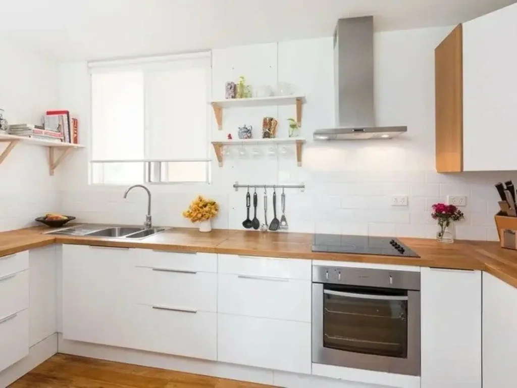 Bright & Stylish Two-Bedroom Apartment in the Heart of St Lu