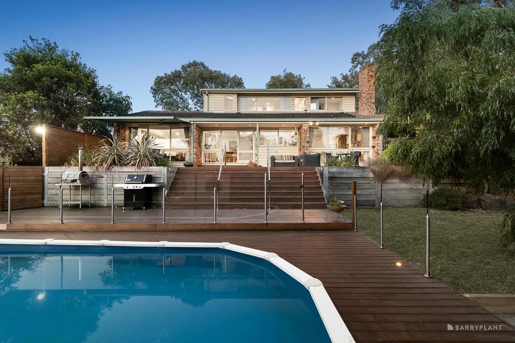 39 Maroong Drive, Research, VIC 3095
