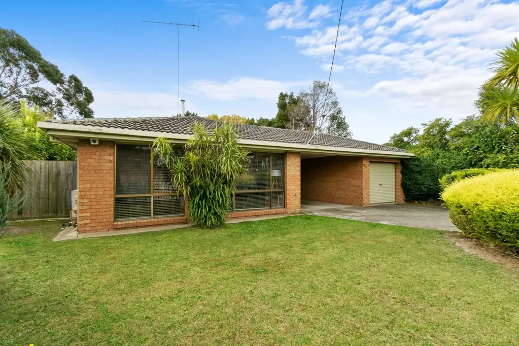THREE BEDROOM HOUSE