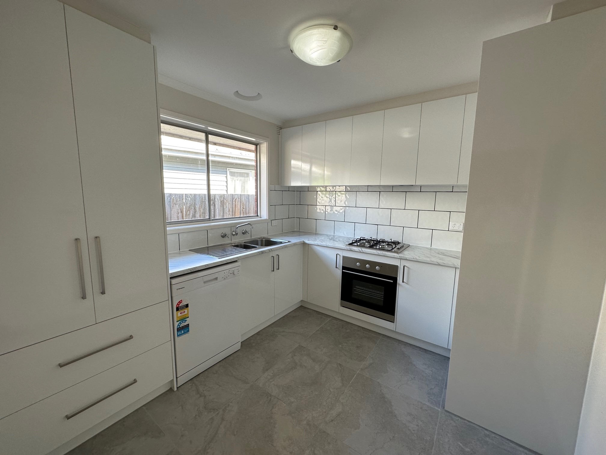 UNIT 2 3 CLARE ST, PARKDALE VIC 3195, 0 rūma, 0 rūma horoi, Unit